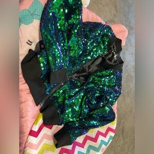 Girl’s Size Small Long Sleeved Sequin Zip Up Jacket